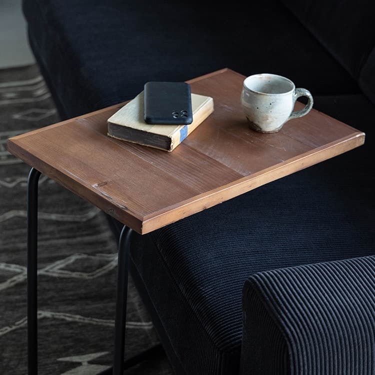 チャイサイドテーブル