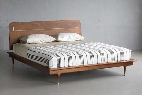 ジュリーコッパーダブルベッドフレーム