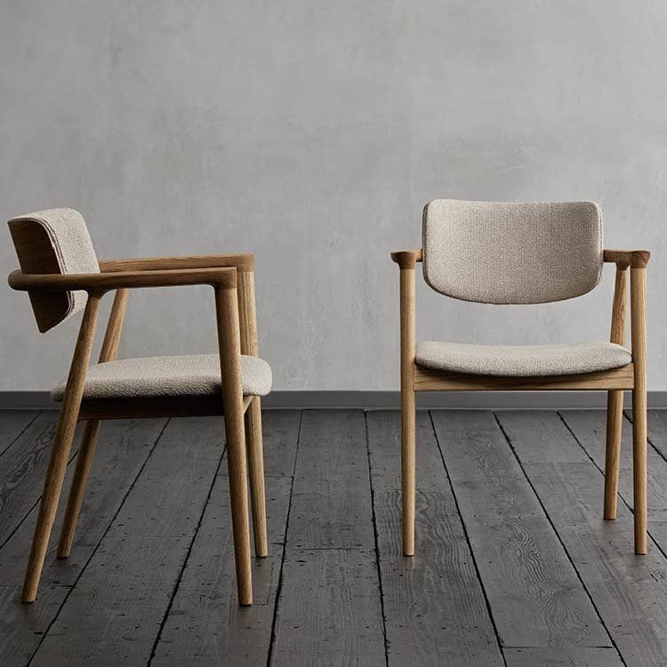 マルタダイニングチェア