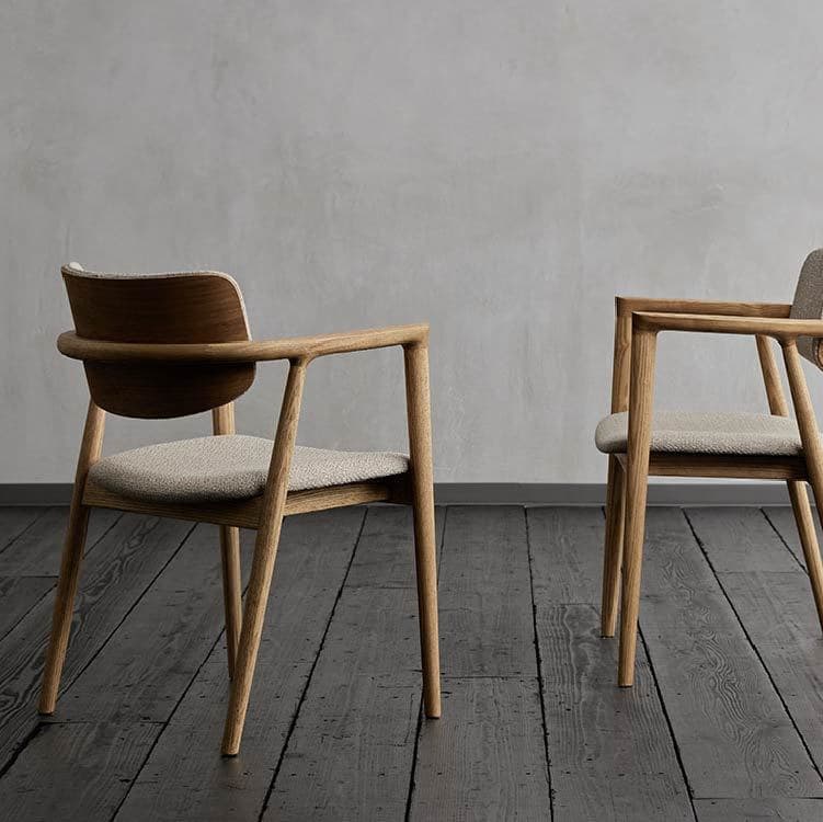 マルタダイニングチェア