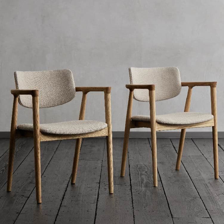 マルタダイニングチェア