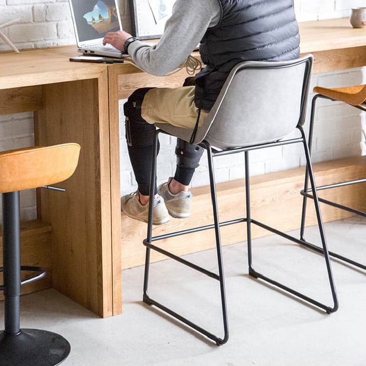 ログカウンターチェア