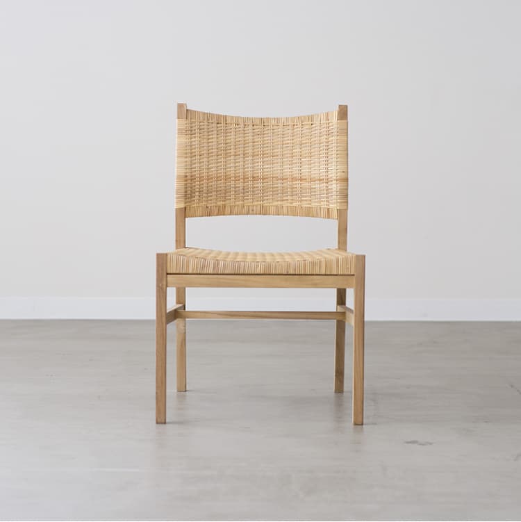 タスカーダイニングチェア