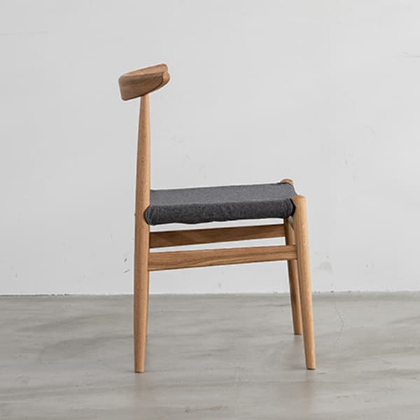 リスダイニングチェア