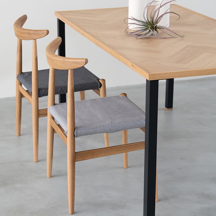 リスダイニングチェア