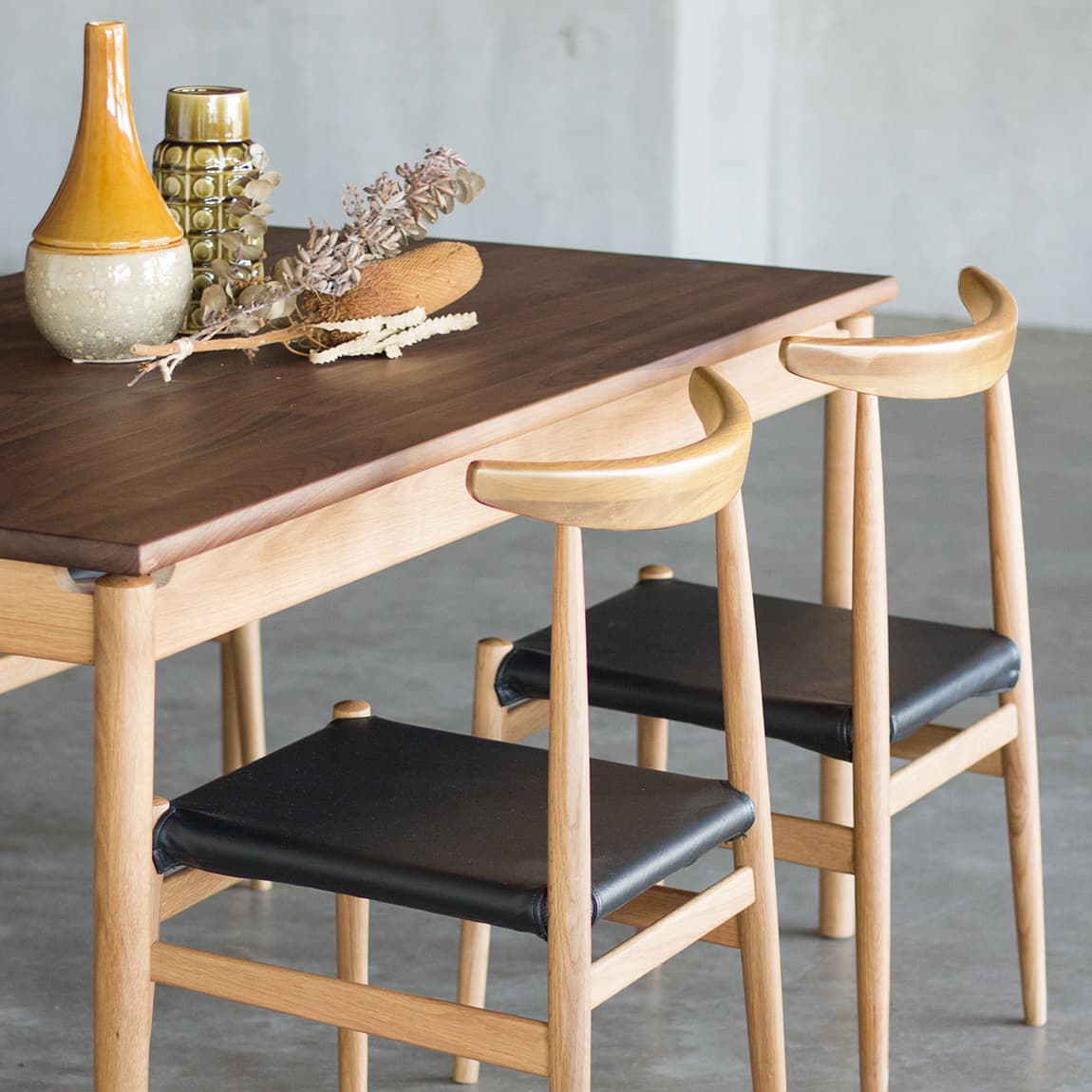 リスダイニングチェア