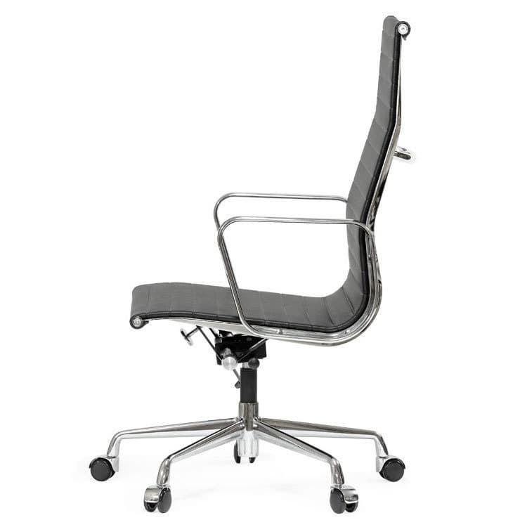 アルミナムチェア