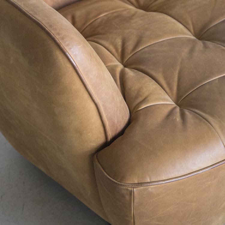 オピアムソファ