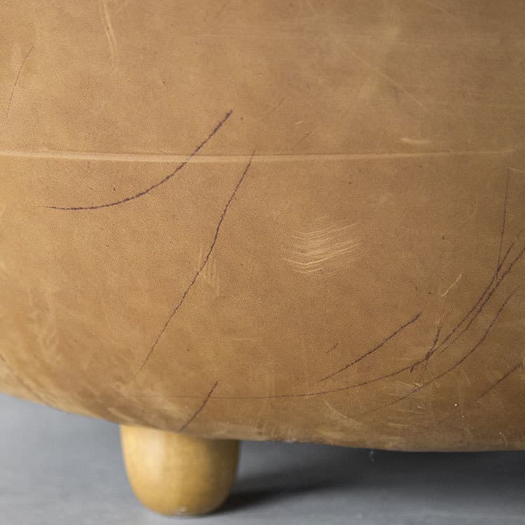 オピアムスツール