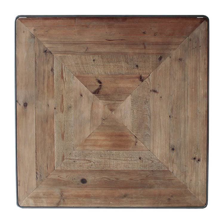 クリスコーヒーテーブル