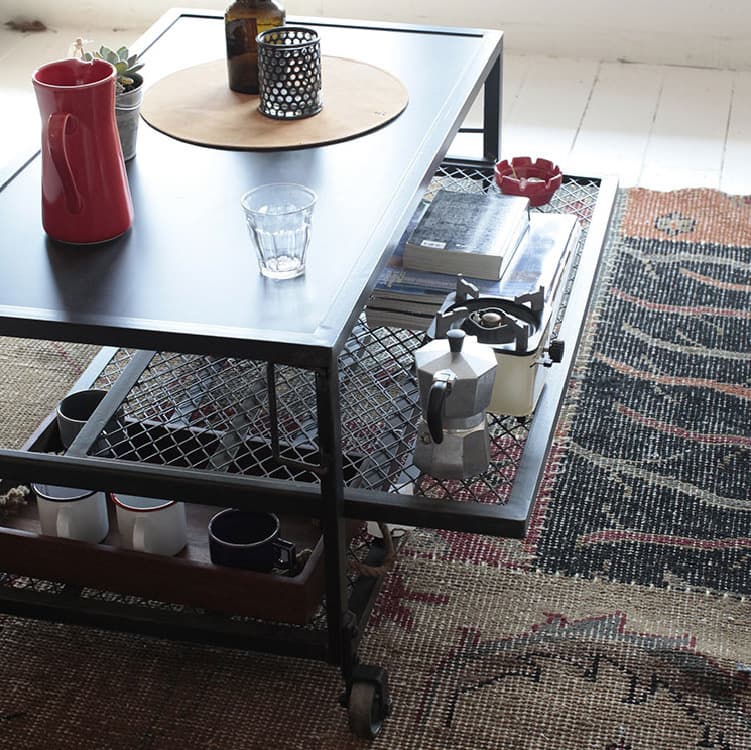 カーゴコーヒーテーブル