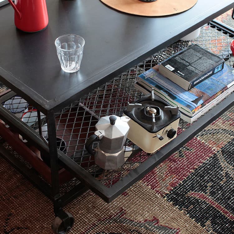 カーゴコーヒーテーブル