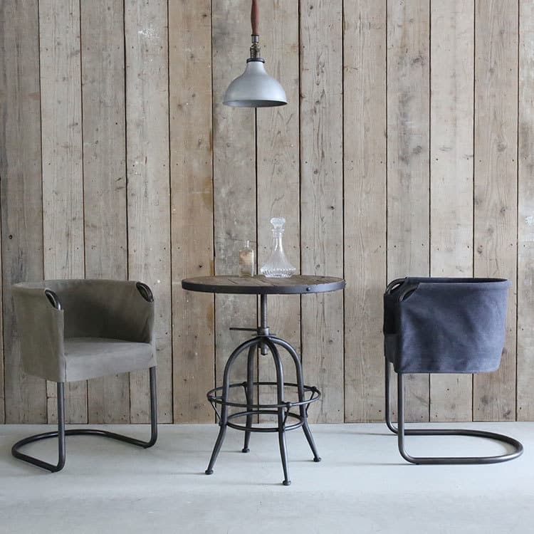 バッカスラウンドテーブル