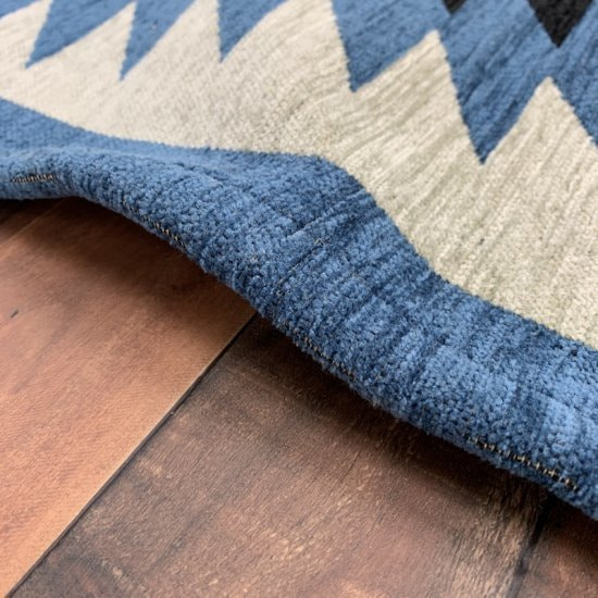 ネイティブラグブルー