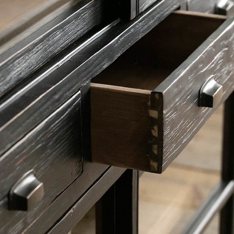 クロキキャビネット