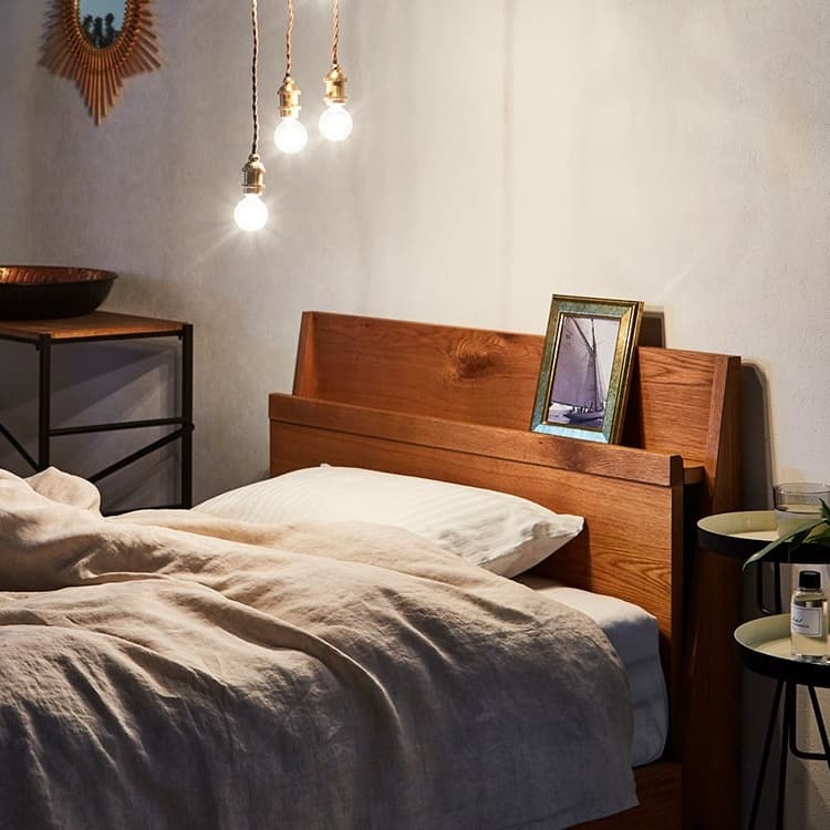 ロブレベッドフレーム