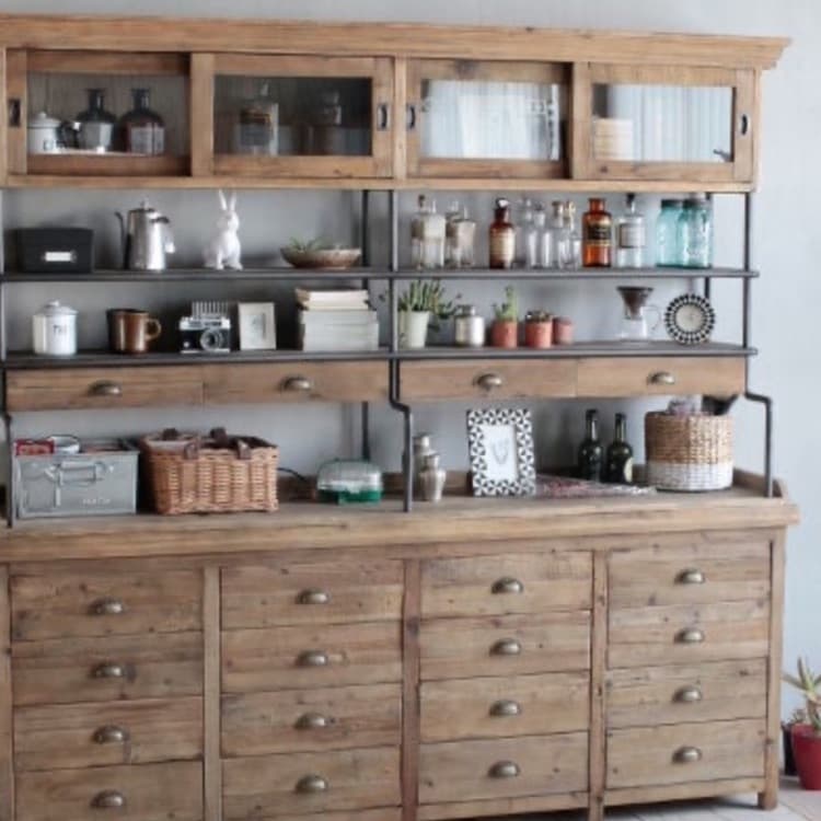 ステッドキャビネット