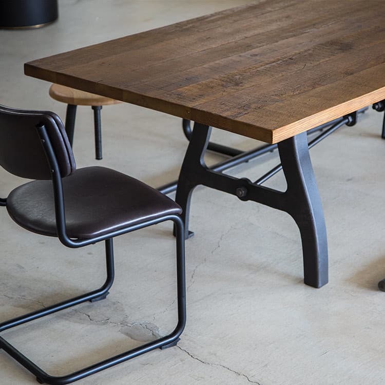 クランキーテーブル