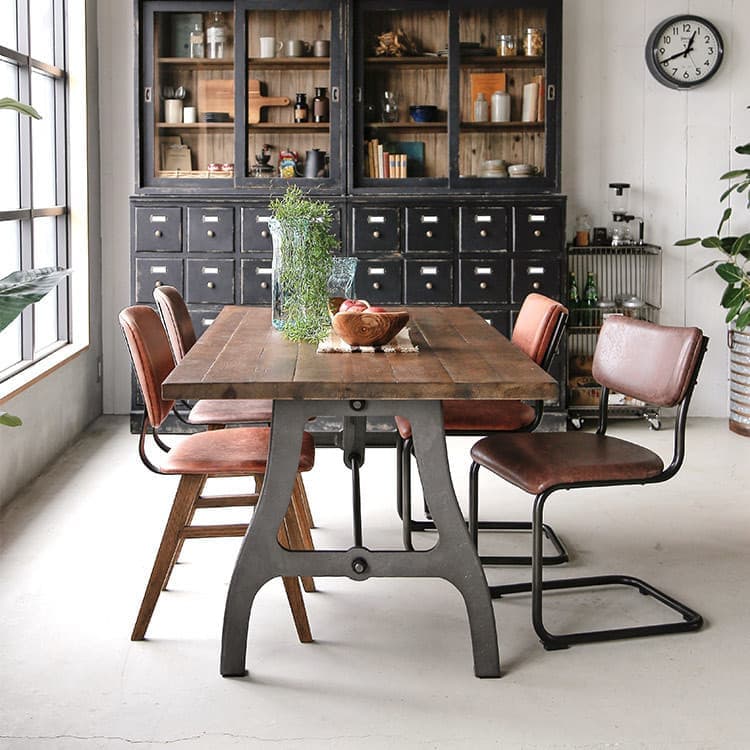 クランキーテーブル