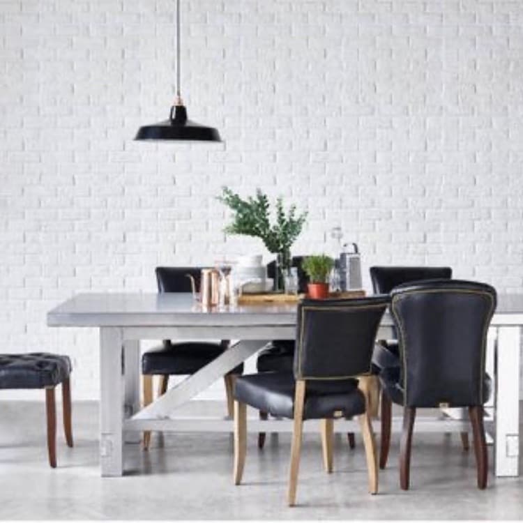 ボストンダイニングテーブル