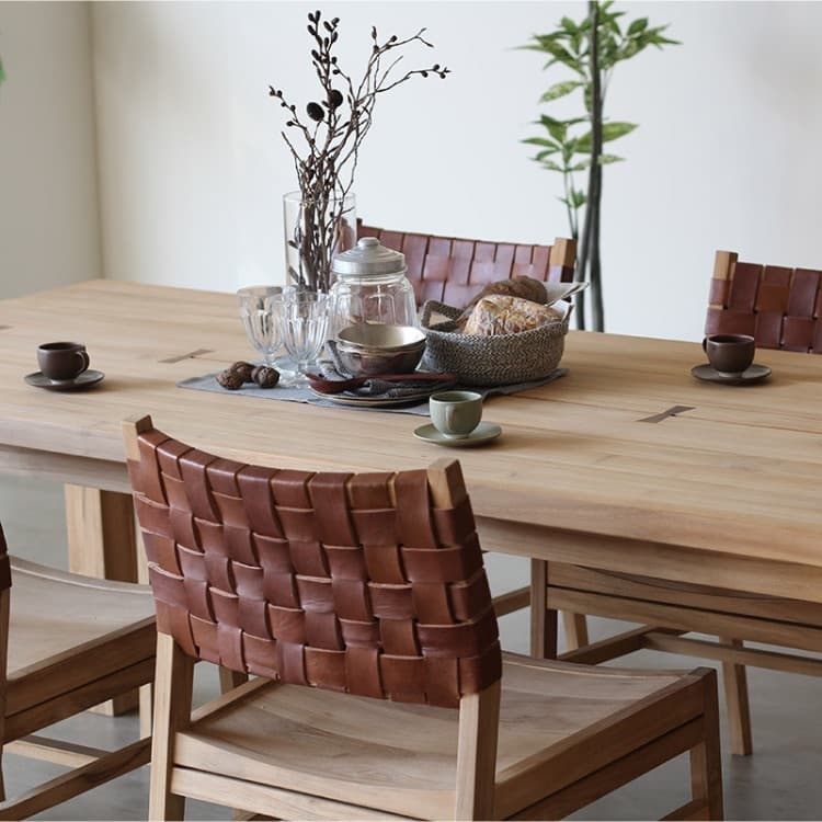 タスカーダイニングテーブル