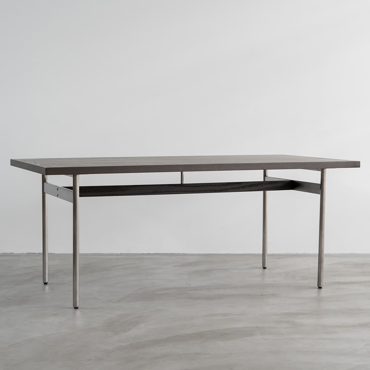 キストダイニングテーブル